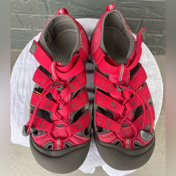 Keen waterproof hiking sandals - Picture 3 of 6